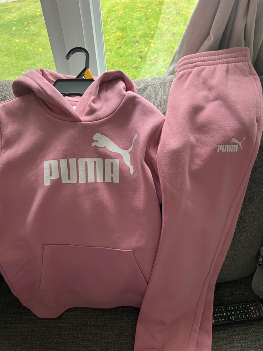 Puma Girls Pink Hooded Sweatshirt & Jogger Pajama Set